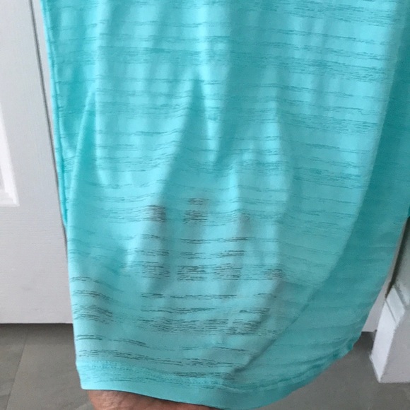 Nike Top - Picture 3 of 6